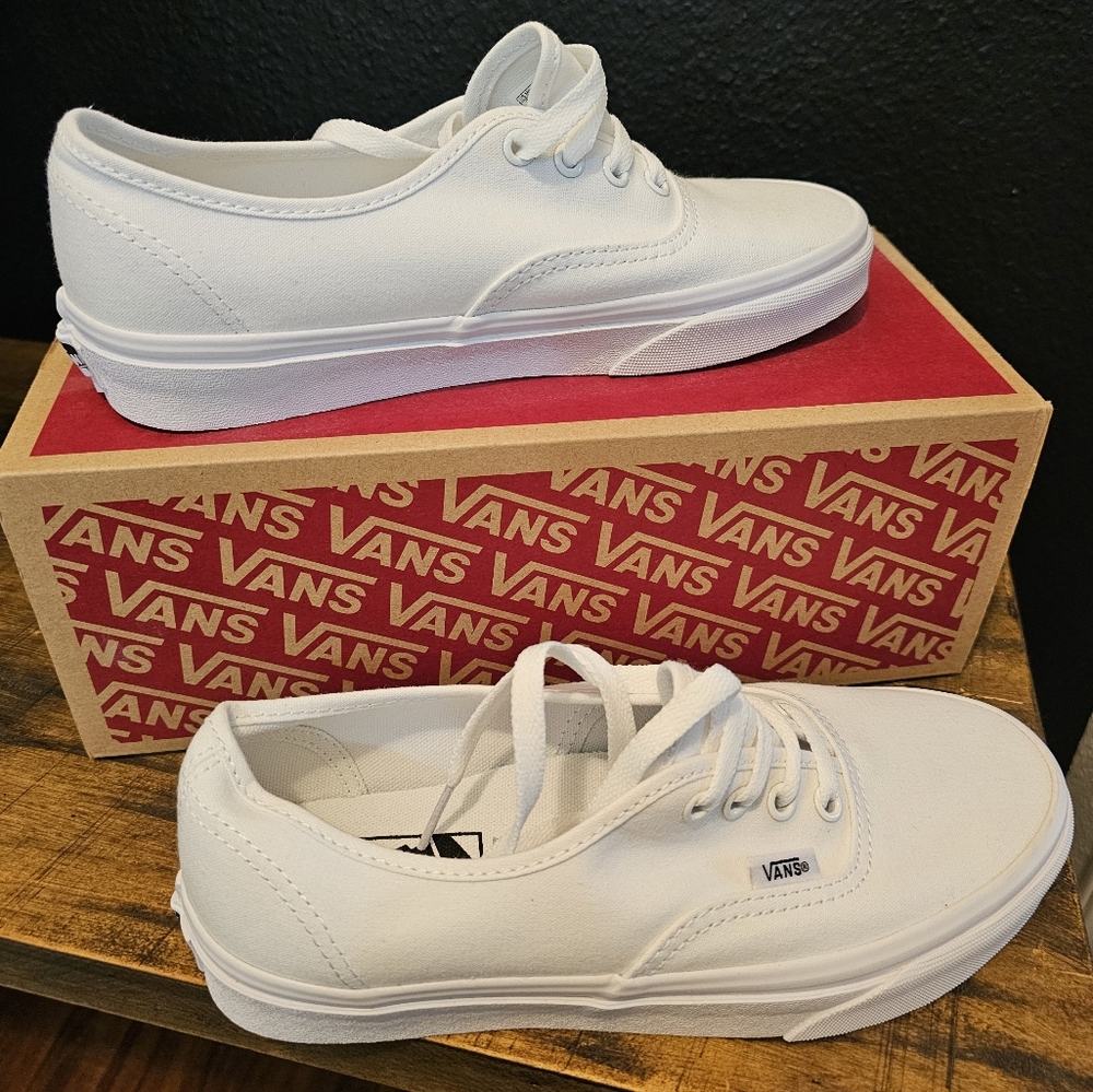 Vans Authentic Skate Shoe - True White